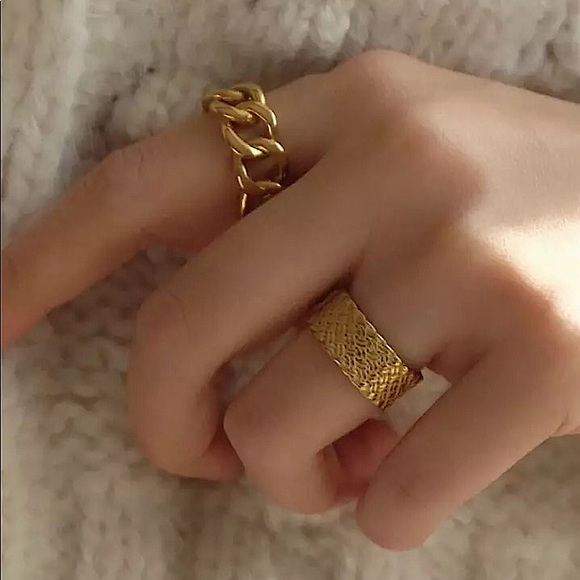 “London” Minimalist Chain Link Gold Adjustable Neutral Fashion Classic Cute Ring - Picture 8 of 11